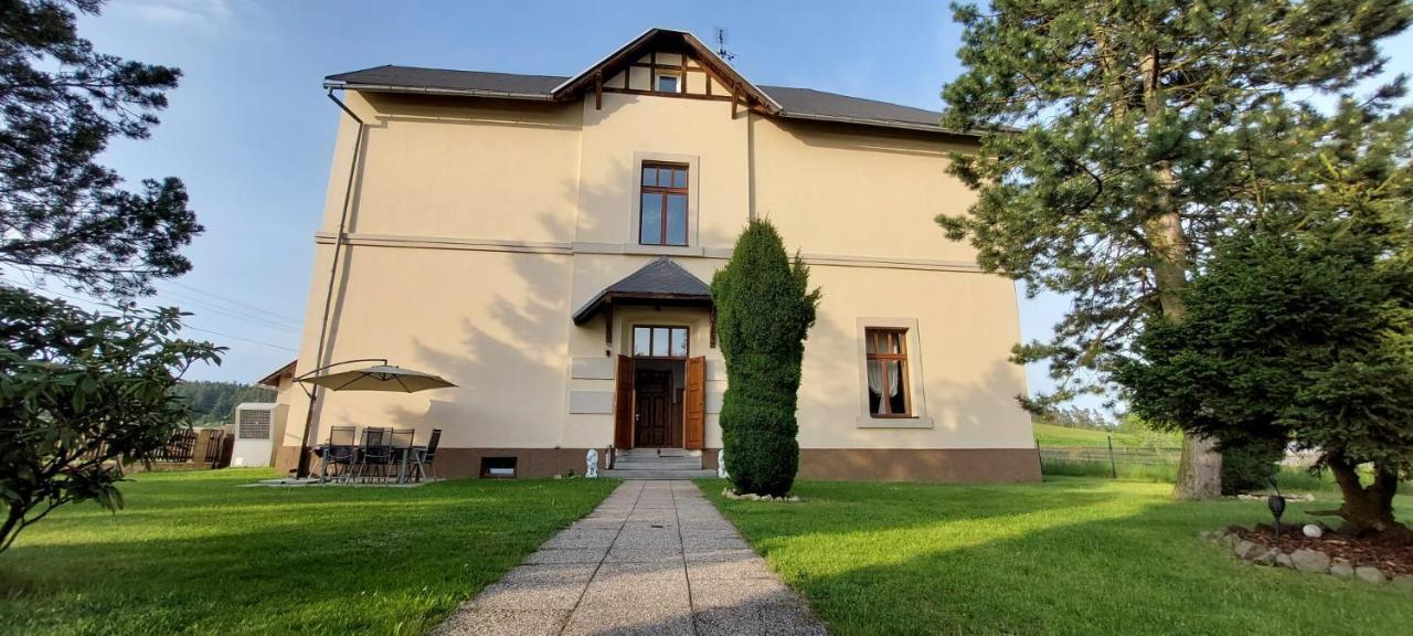 Sulcburg Apartment Cetenov Luaran gambar