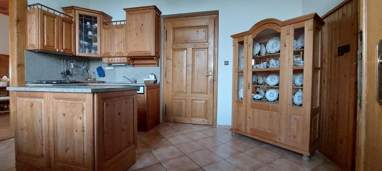 Sulcburg Apartment Cetenov Luaran gambar